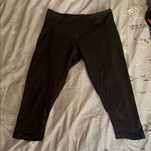 3/4 Length Shiny Black Leggings